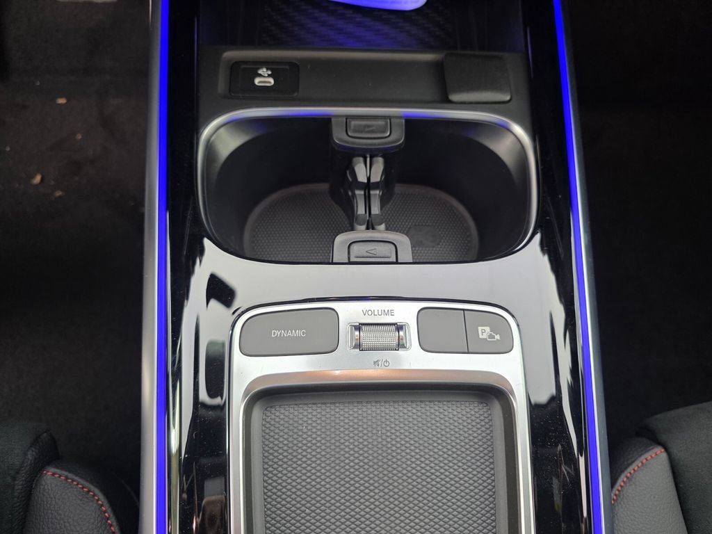 2026 Mercedes-Benz GLB AMG GLB 35 - Photo 37