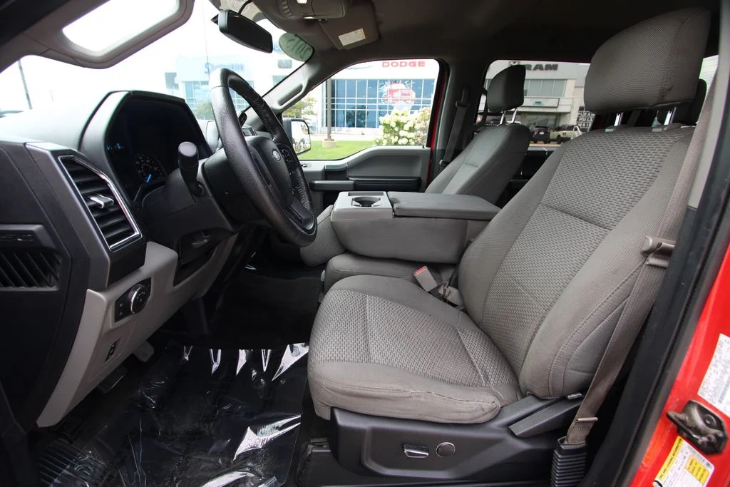 Used 2015 Red Ford XLT image 6