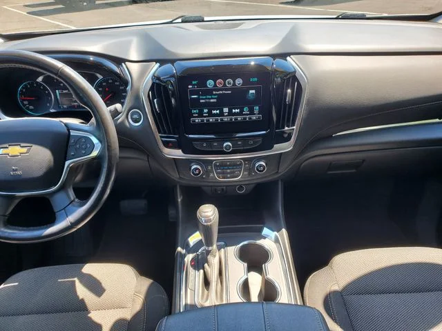 Used 2018 Silver Chevrolet LT image 15