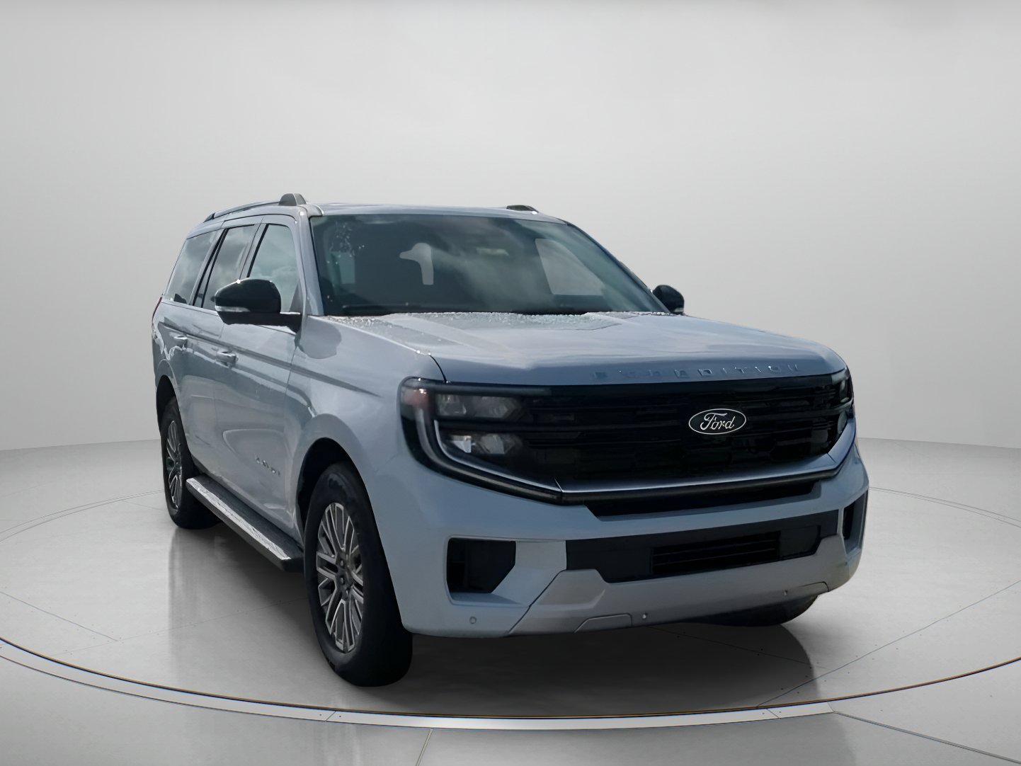New 2026 Space Silver Metallic Ford Platinum® image 3