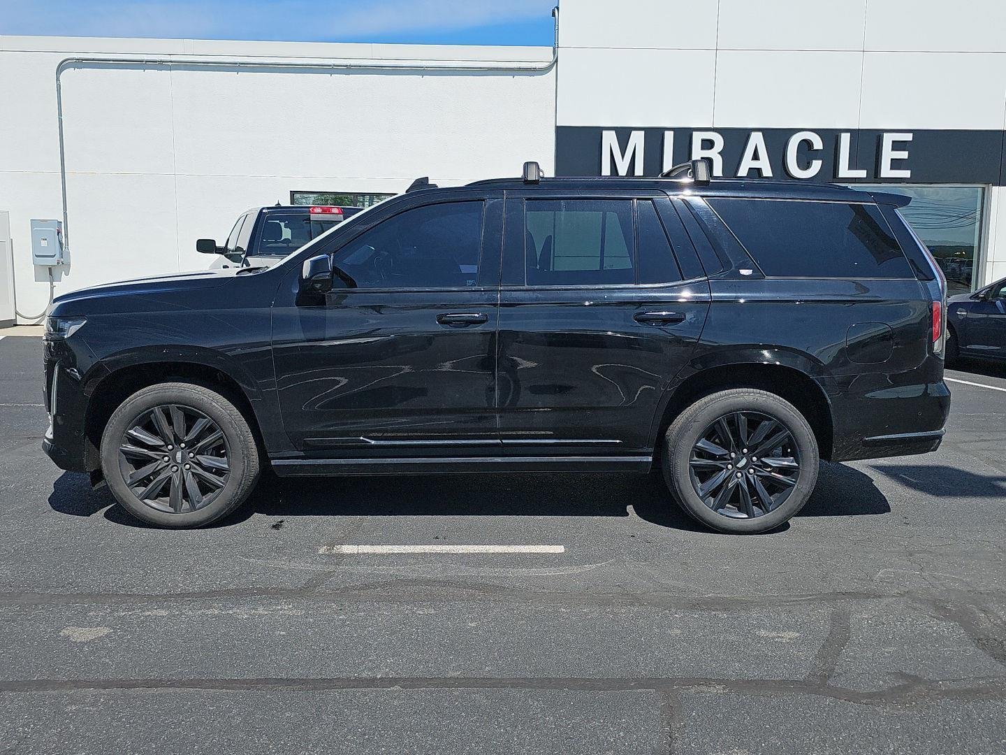 Used 2023 Black Raven Cadillac Sport Platinum image 3