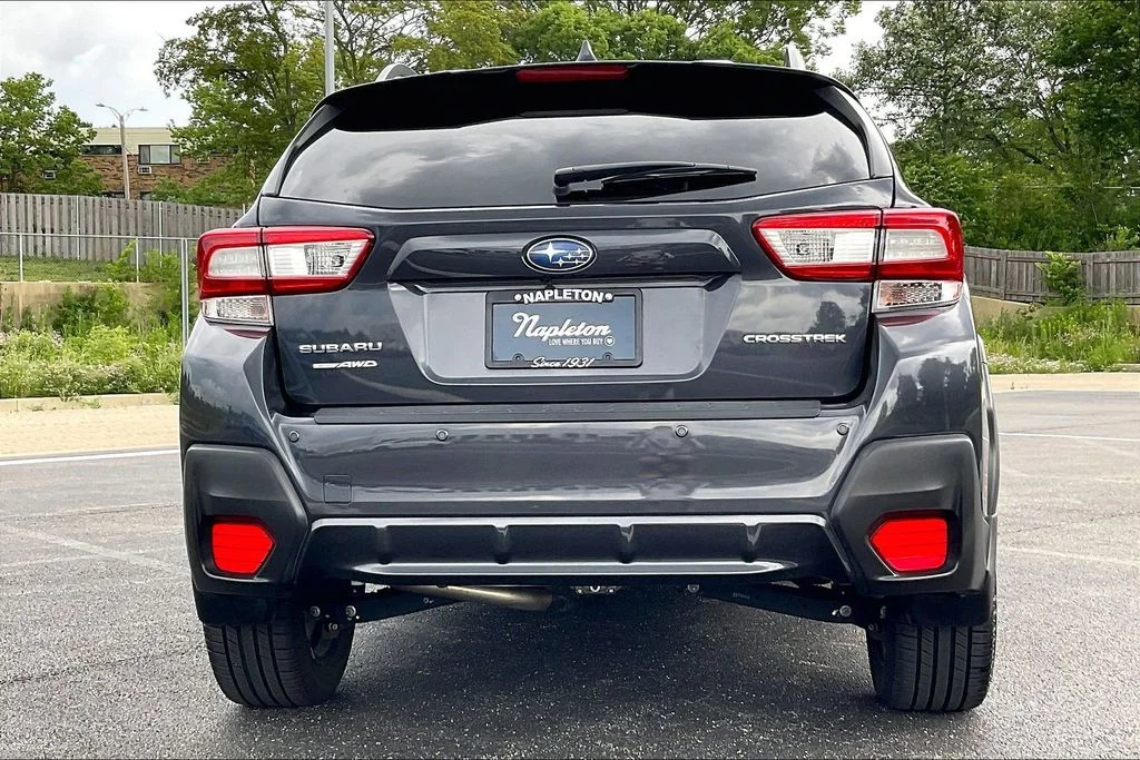 Used 2018 Dark Gray Metallic Subaru 2.0i Limited image 4