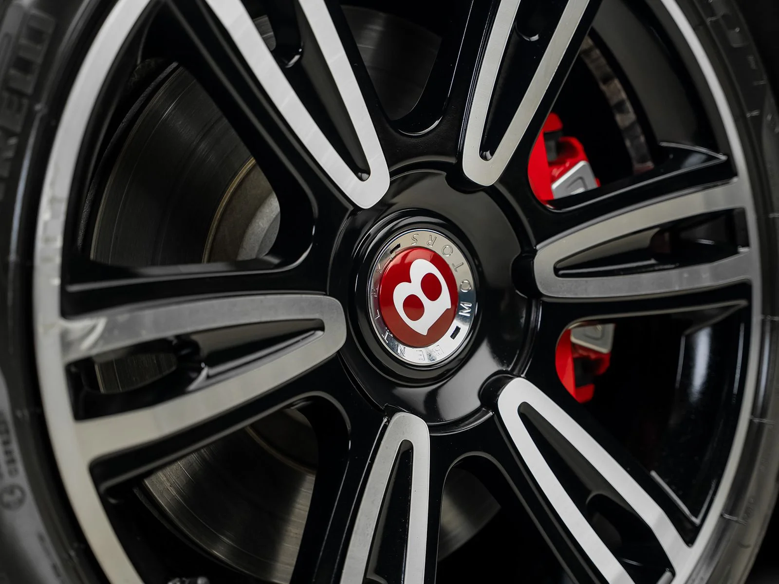 Used 2017 Black Bentley V8 S image 6