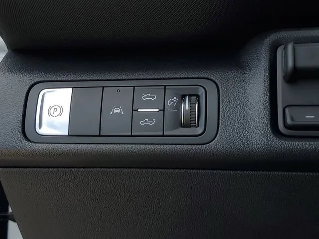 New 2026 Summit White Chevrolet LT - Extended Range image 17
