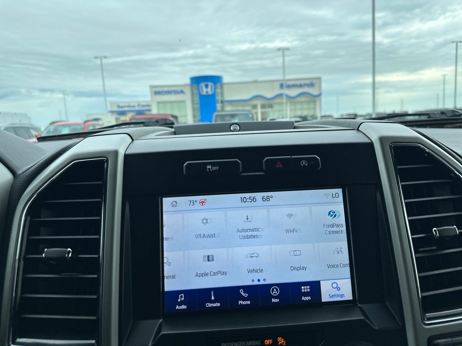Used 2019 Gray Ford Lariat image 65