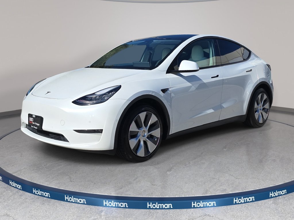 Used 2020 White Tesla Long Range image 1