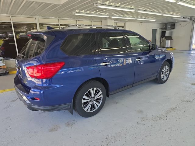 Used 2019 Blue Nissan S image 6