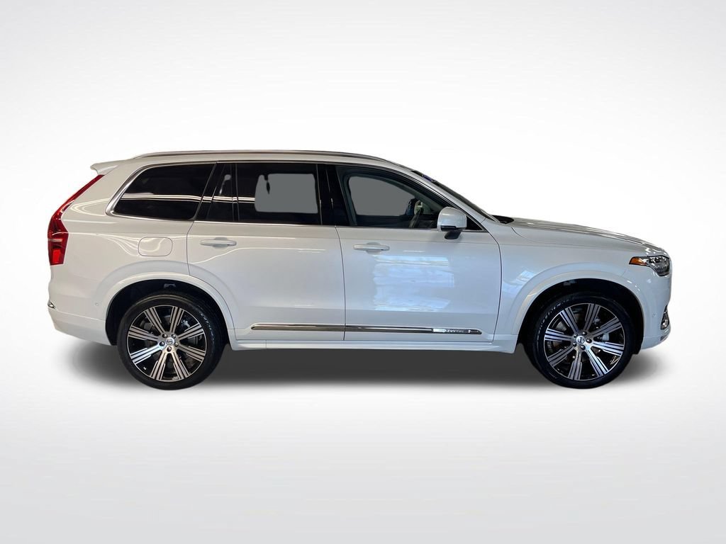 Used 2024 White Volvo Ultimate Bright Theme image 7