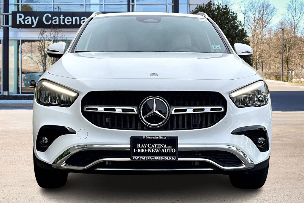 Certified Used 2025 White Mercedes-Benz GLA 250 image 3