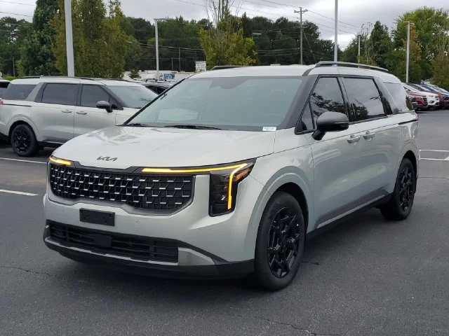 New 2027 Ivory Silver Kia EX image 31