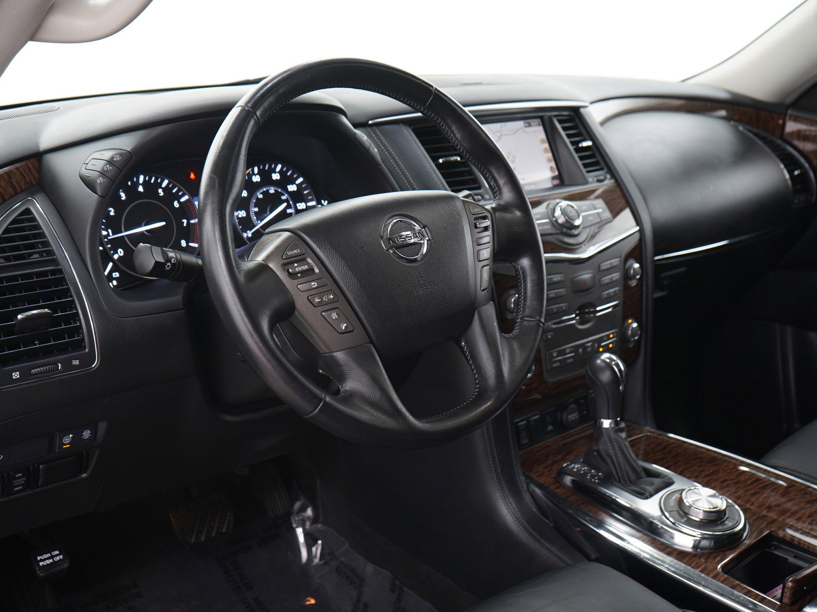 Used 2019 Brilliant Silver Metallic Nissan Sl image 26