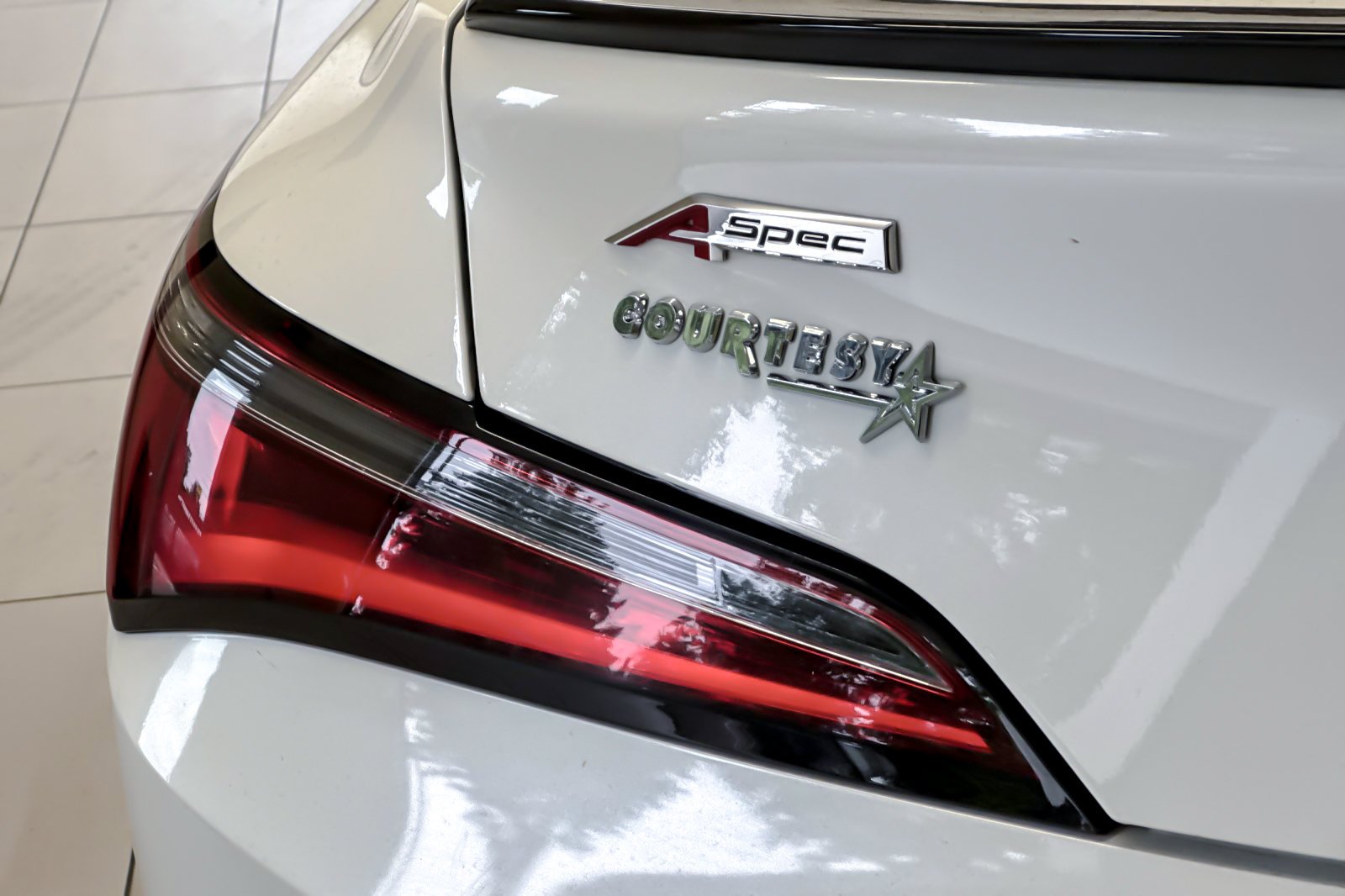Used 2023 Platinum White Pearl Acura w/A-Spec Package image 25