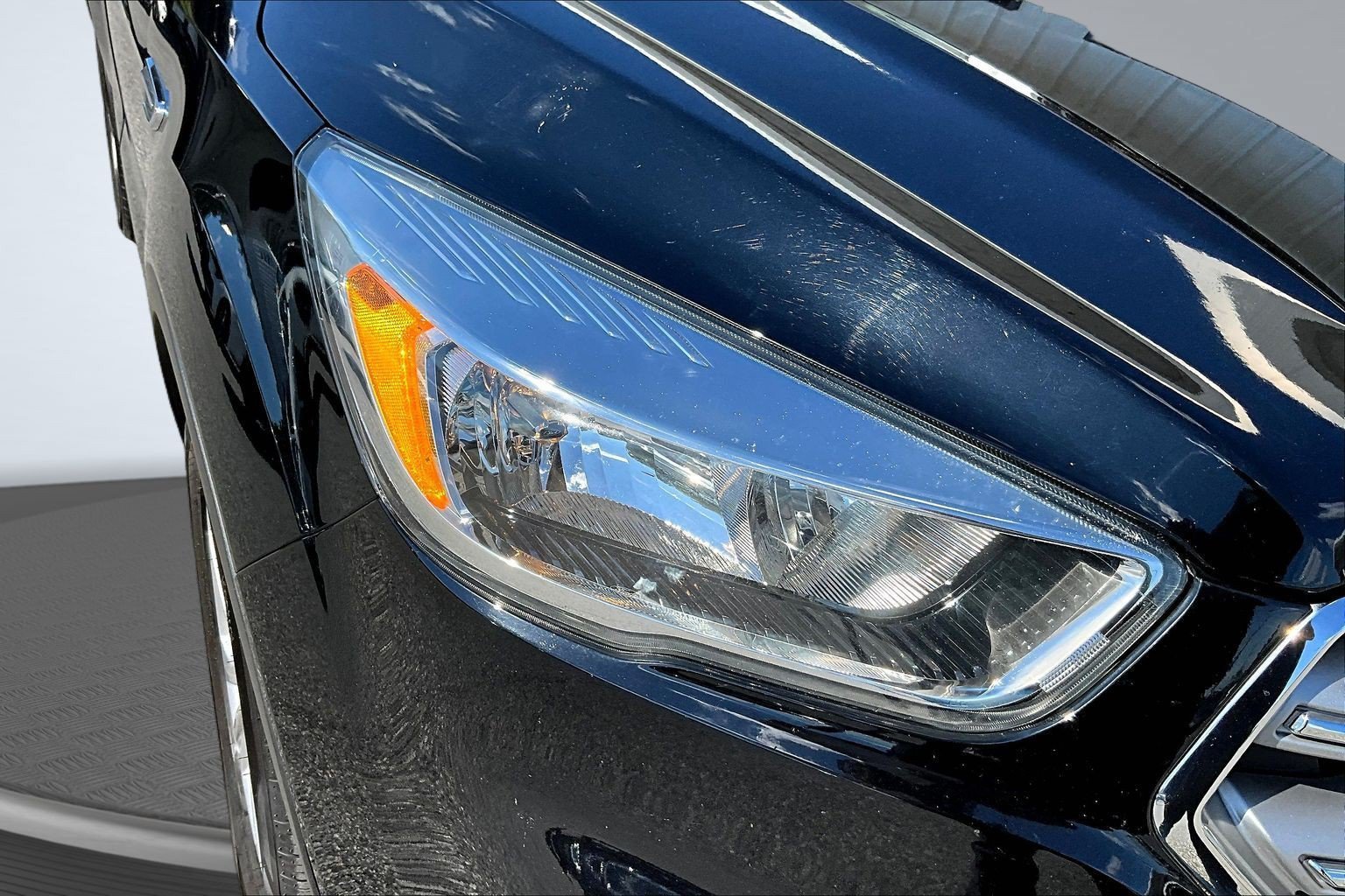 Used 2017 Black Ford SE image 28