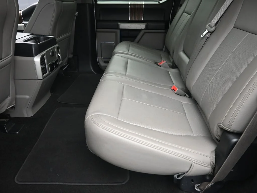 Used 2019 White Ford Lariat image 11