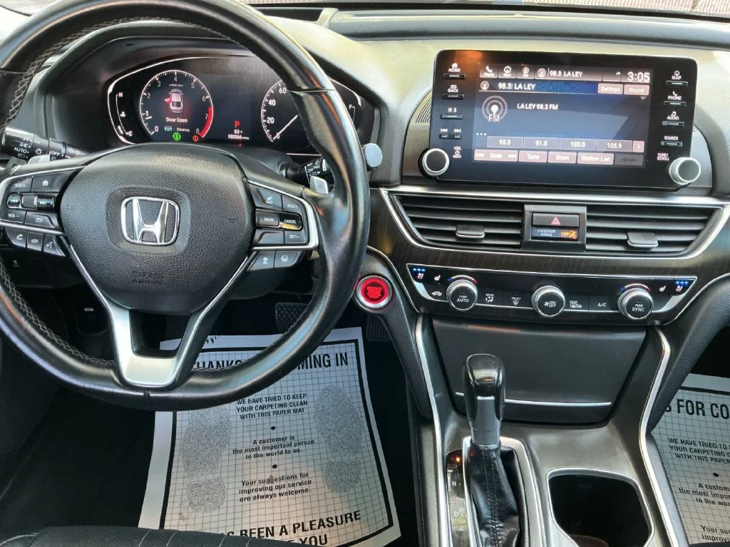 Used 2018 Black Honda Touring image 24