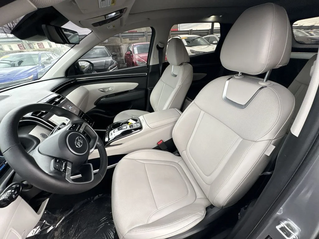 Used 2023 Silver Hyundai Limited image 13