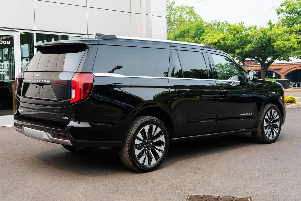 Used 2025 Black Ford Platinum image 6
