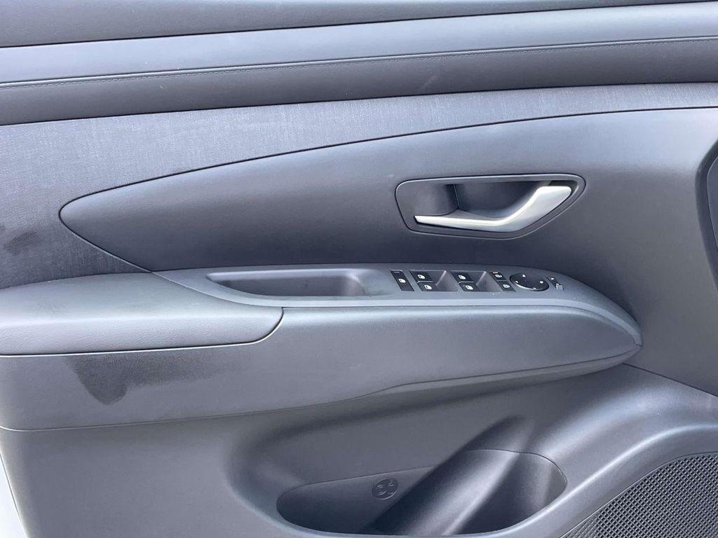 New 2026 White Hyundai SEL Premium AWD image 16