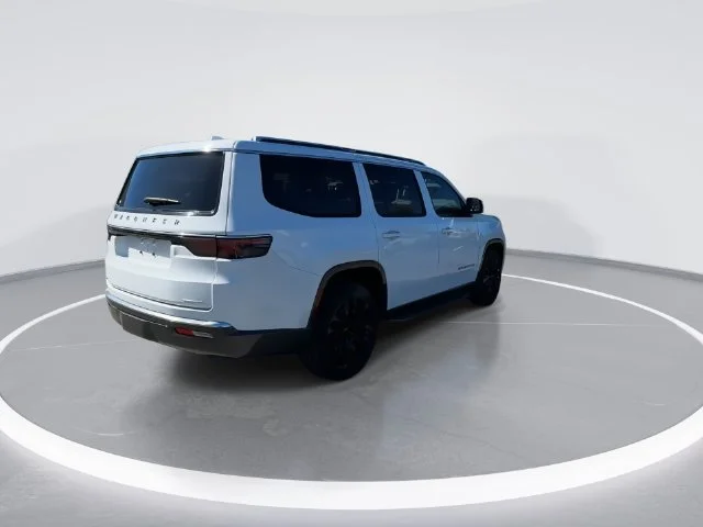 Used 2022 White Jeep Series II image 7