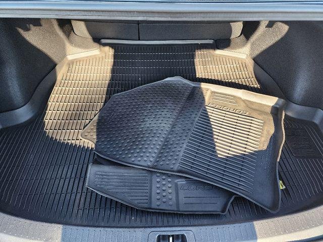 2024 Toyota Corolla SE - Photo 17