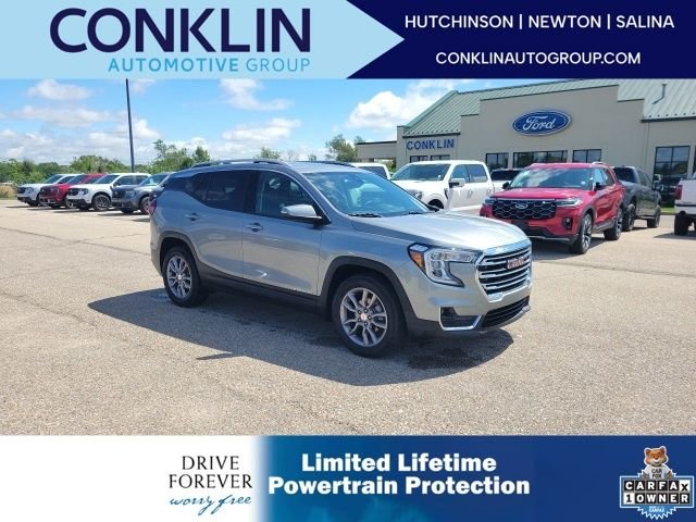 Used 2024 Silver GMC SLT image 1