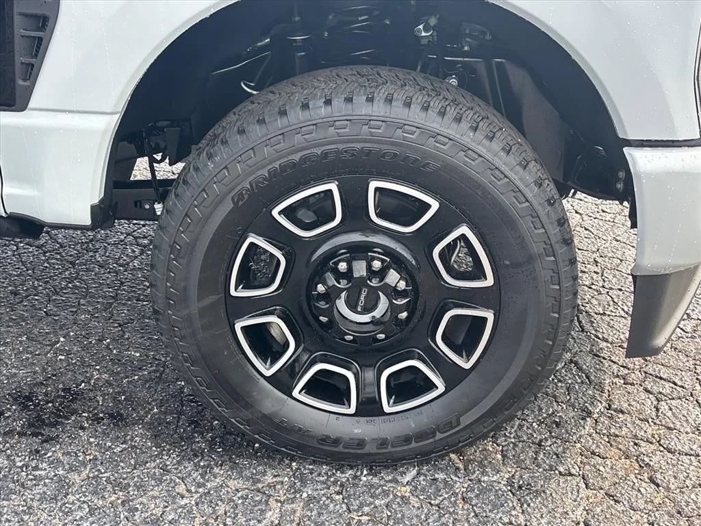 New 2026 Avalanche Ford F-250® Platinum® image 11