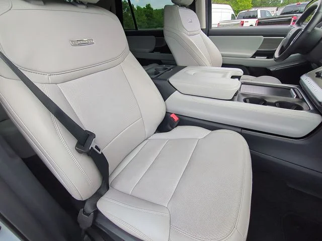 Used 2025 Gray Ford Platinum image 34