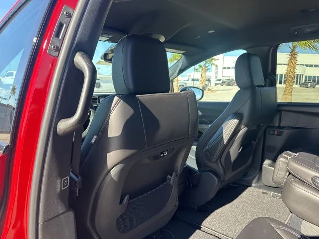 2026 Chrysler Pacifica Select - Photo 12