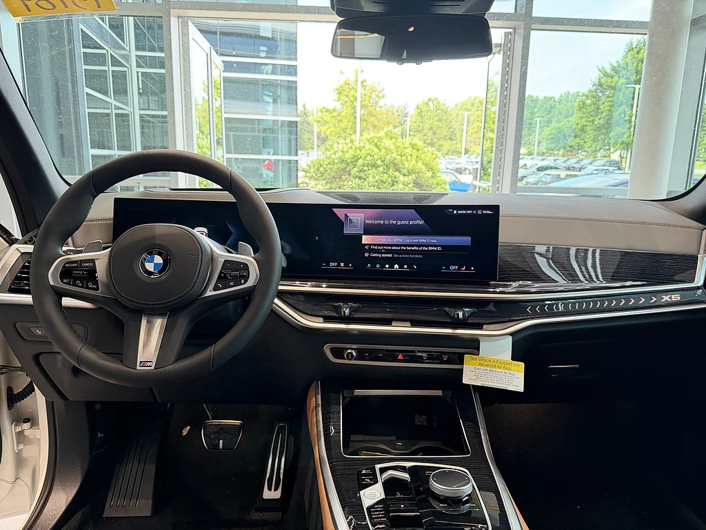 New 2026 Alpine White BMW xDrive40i image 15