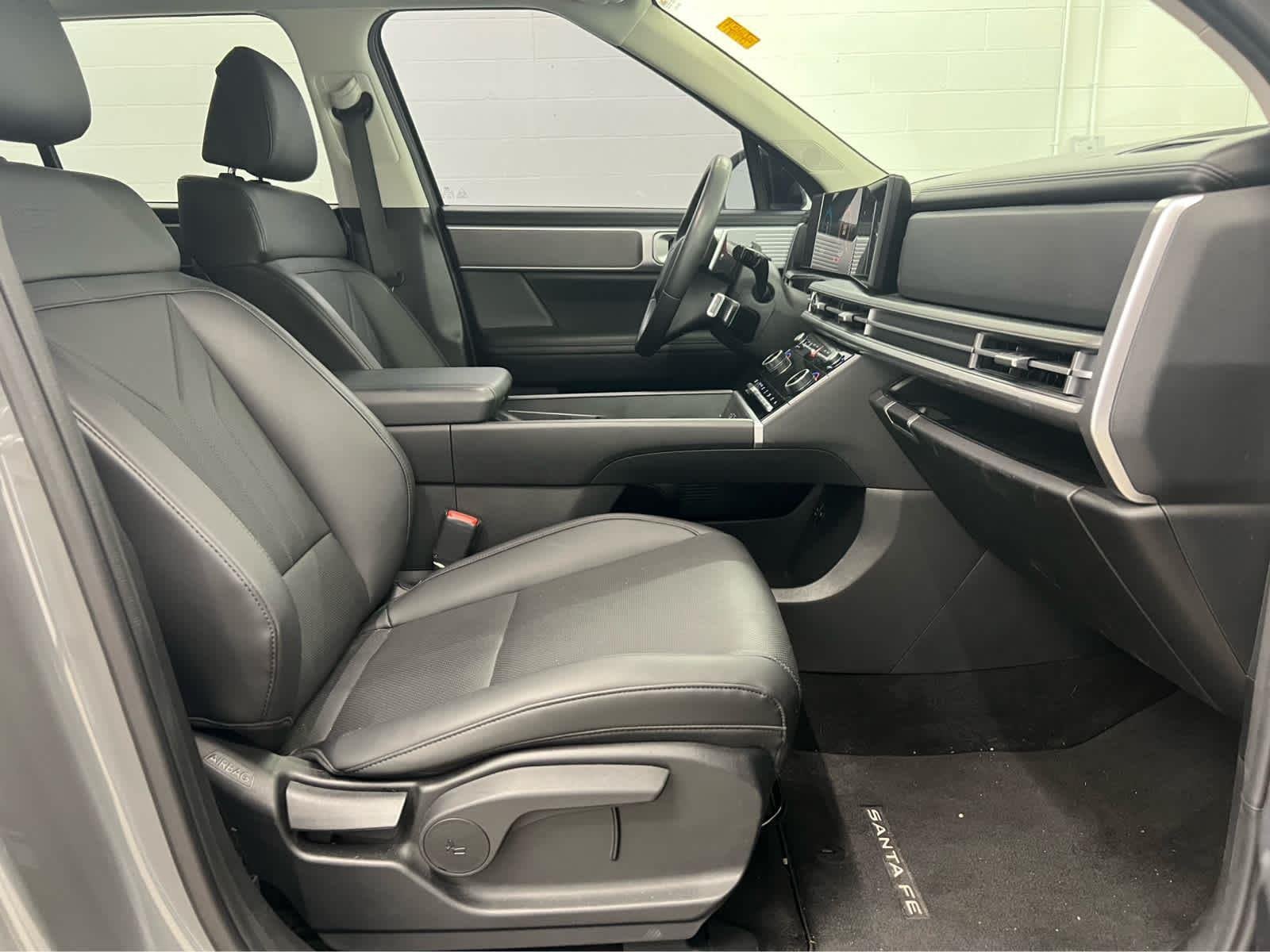 Used 2025 Hampton Gray Hyundai XRT image 29