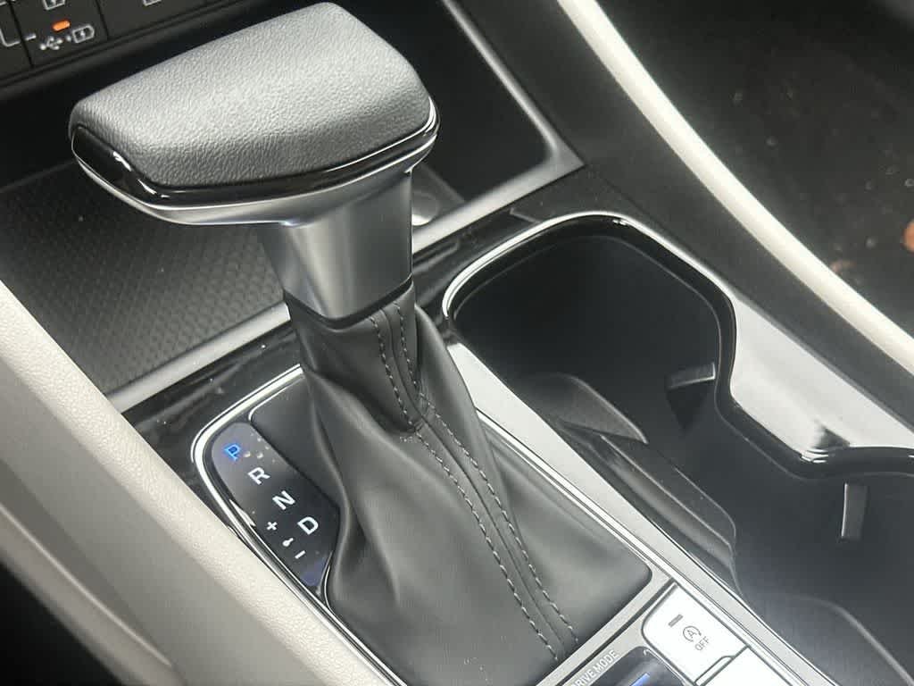New 2026 Phantom Black Hyundai SE image 27