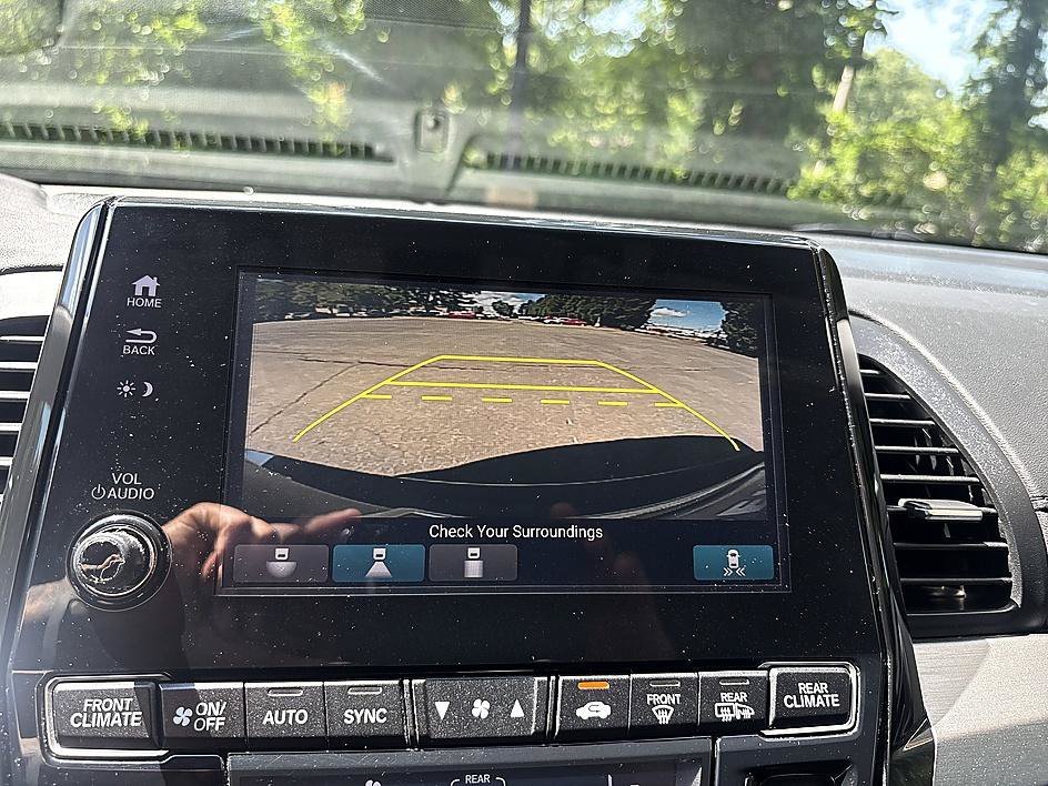 Used 2019 Lunar Silver Metallic Honda EX-L image 15