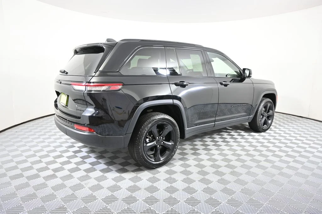 Used 2023 Black Jeep Limited image 6