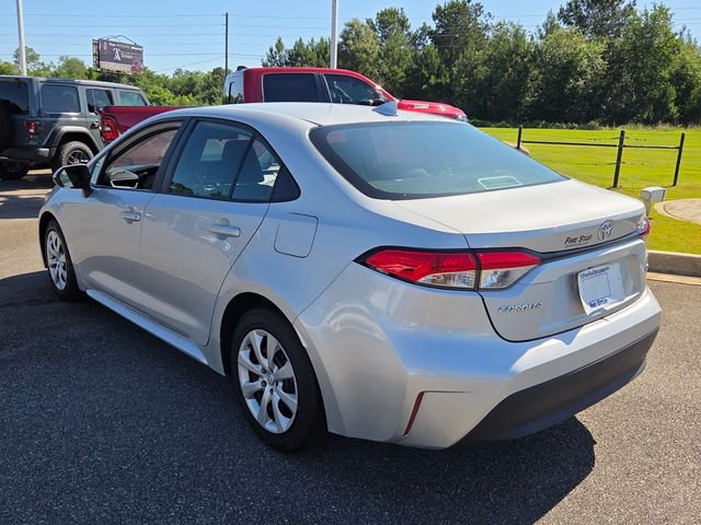 Used 2023 Silver Toyota LE image 10