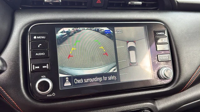 Used 2022 Gray Nissan SR image 4