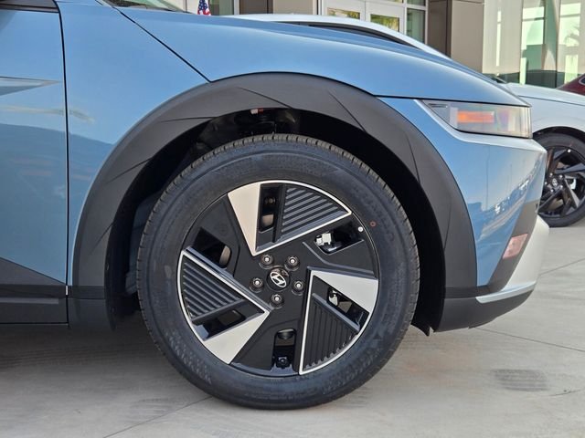 New 2026 Blue Hyundai SE image 5