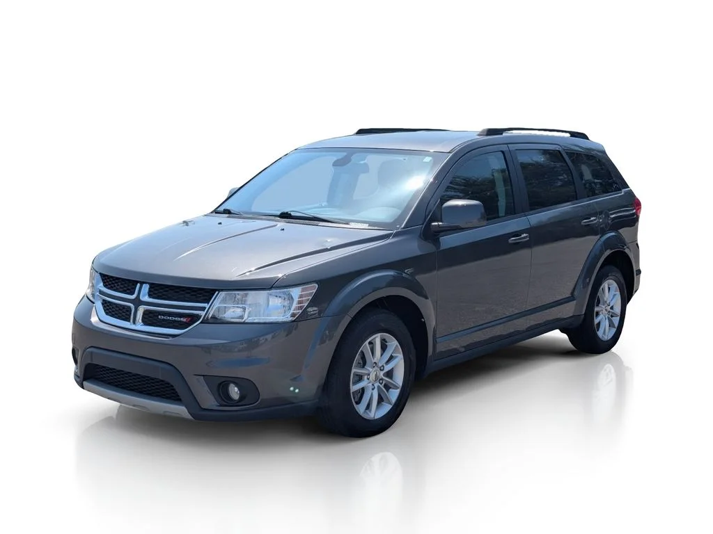 Used 2019 Gray Dodge SE image 1