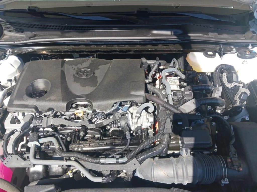 Used 2025 White Toyota SE image 14