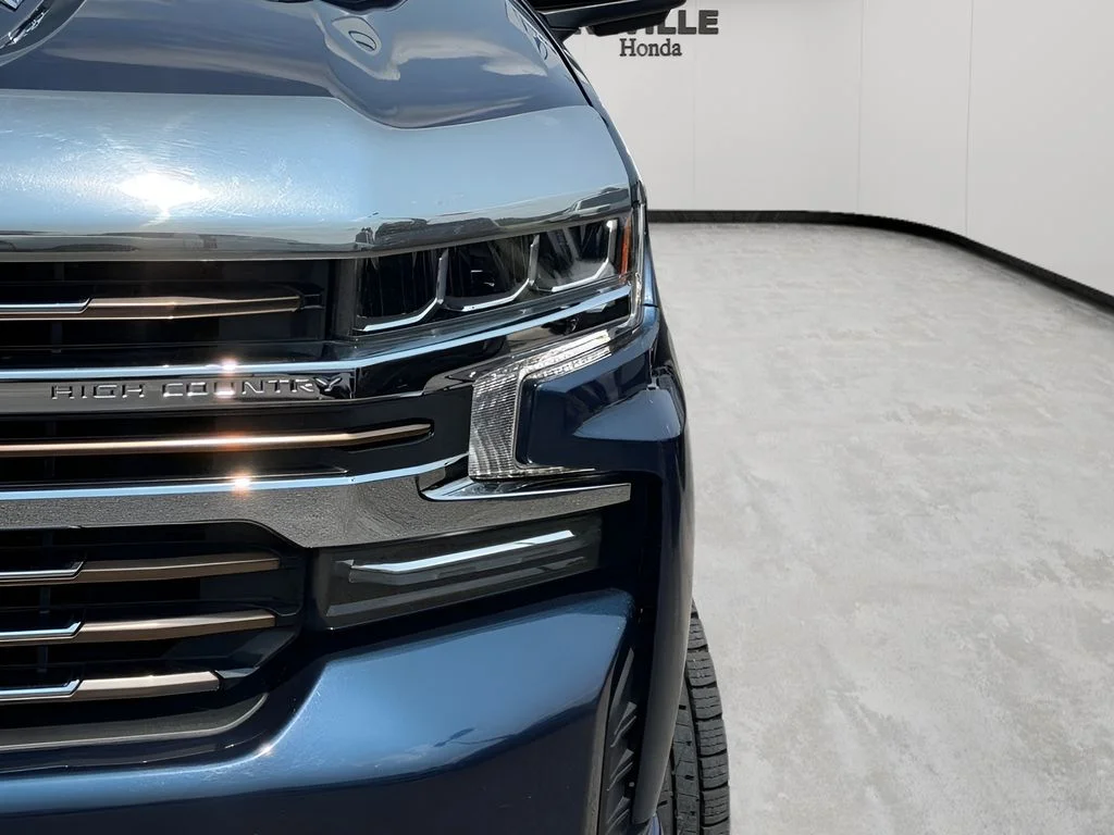 Used 2021 Northsky Blue Metallic Chevrolet High Country image 7