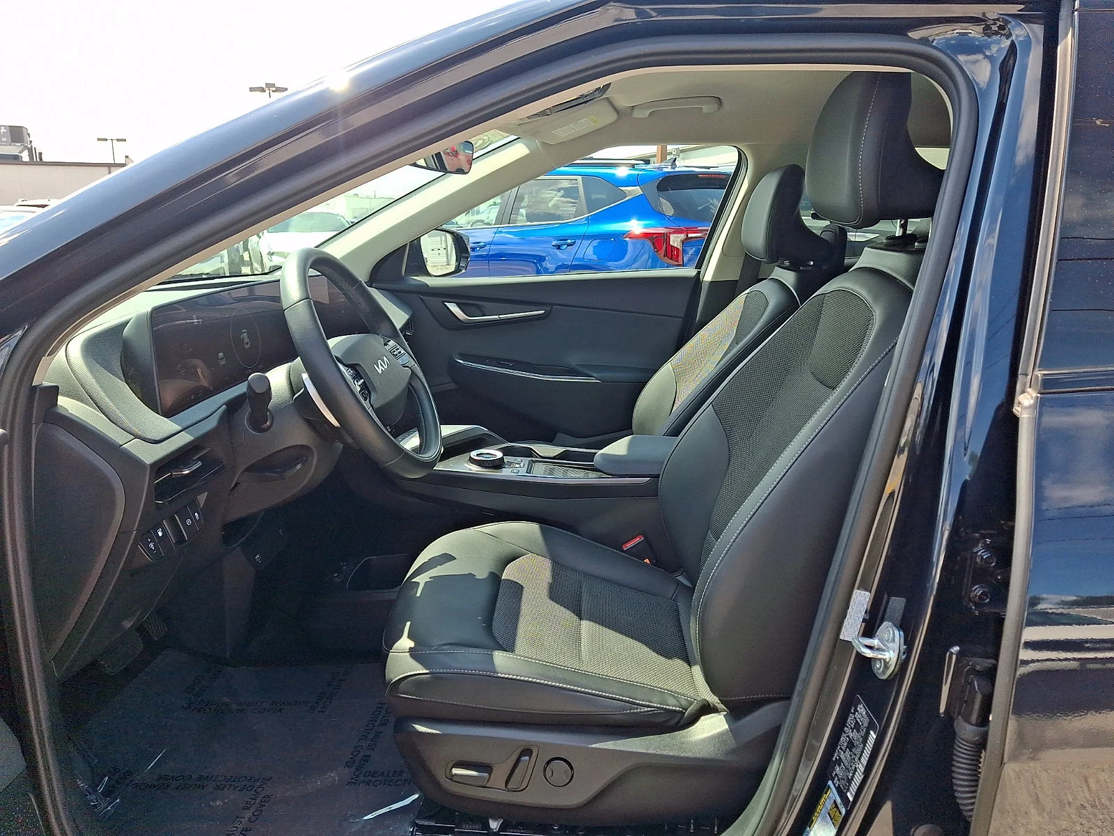Certified Used 2024 Blue Kia Light image 13