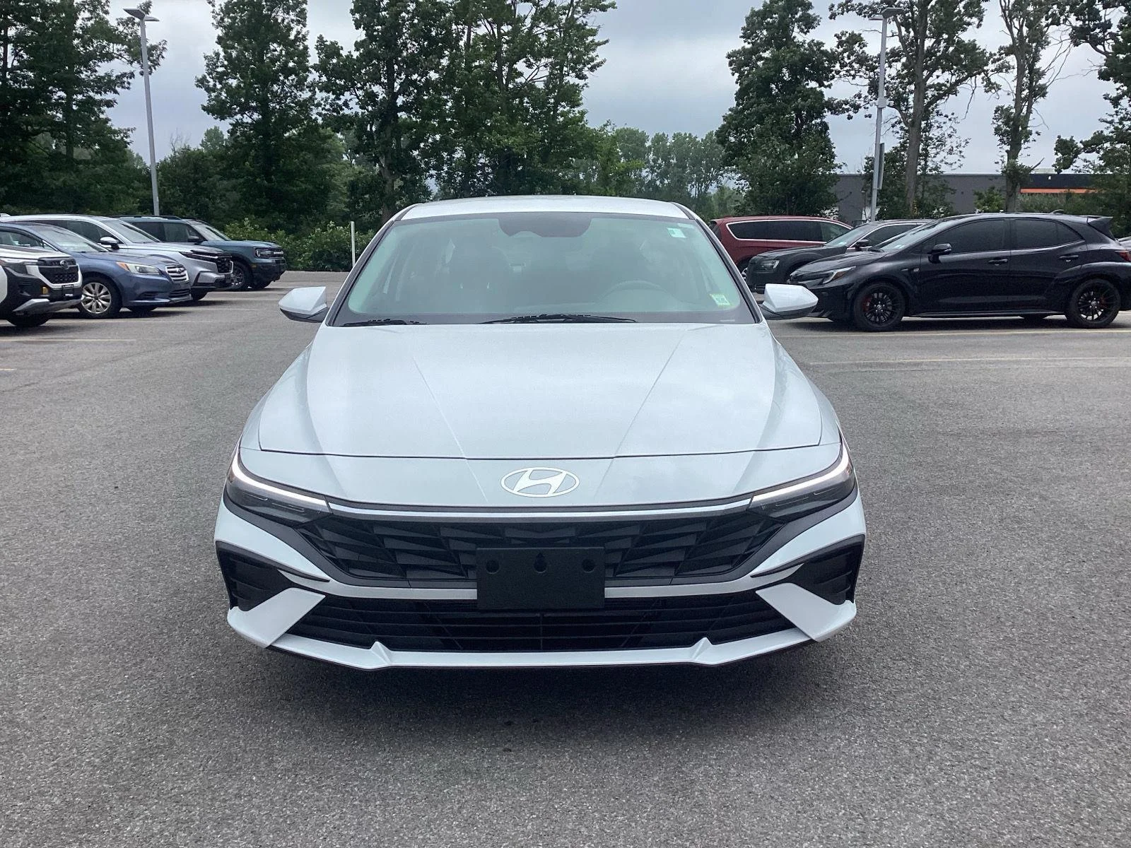 Used 2024 Serenity White Hyundai SEL image 2