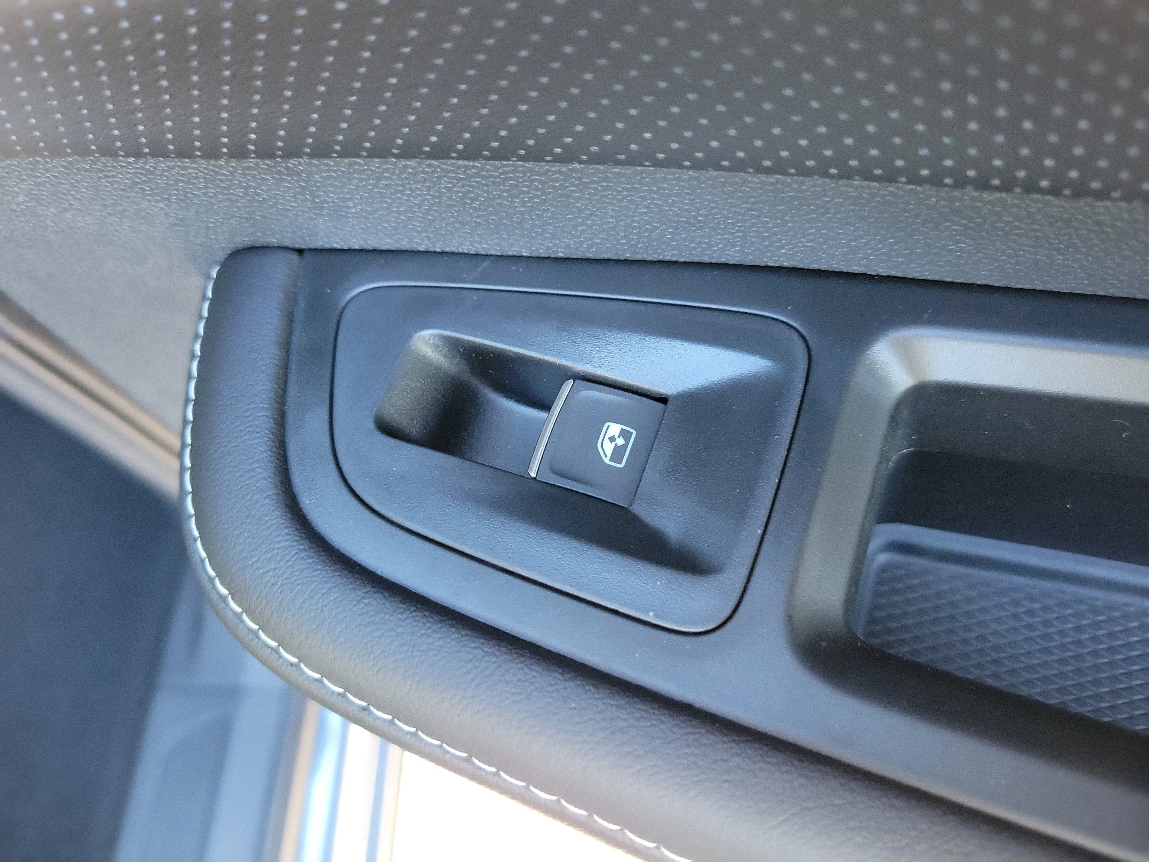 New 2026 Gray Volkswagen 2.0T SE w/Technology image 12
