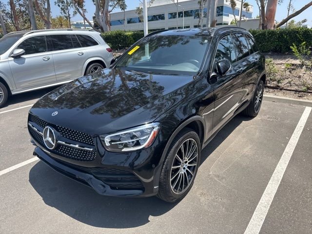 2022 Mercedes-Benz GLC GLC 300's photo