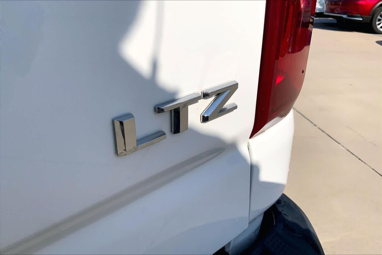 Used 2021 Summit White Chevrolet LTZ image 47