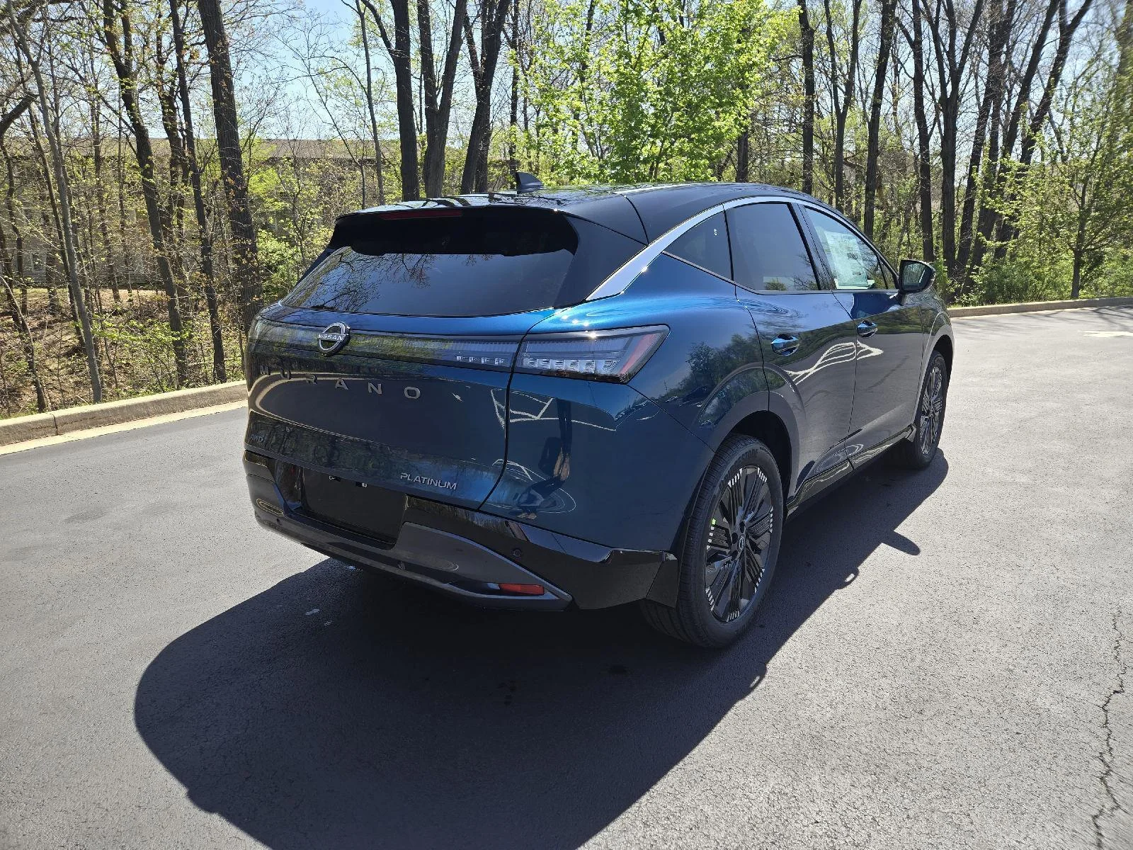 New 2026 Aurora Blue Pearl Metallic/Super Black Nissan Platinum image 3