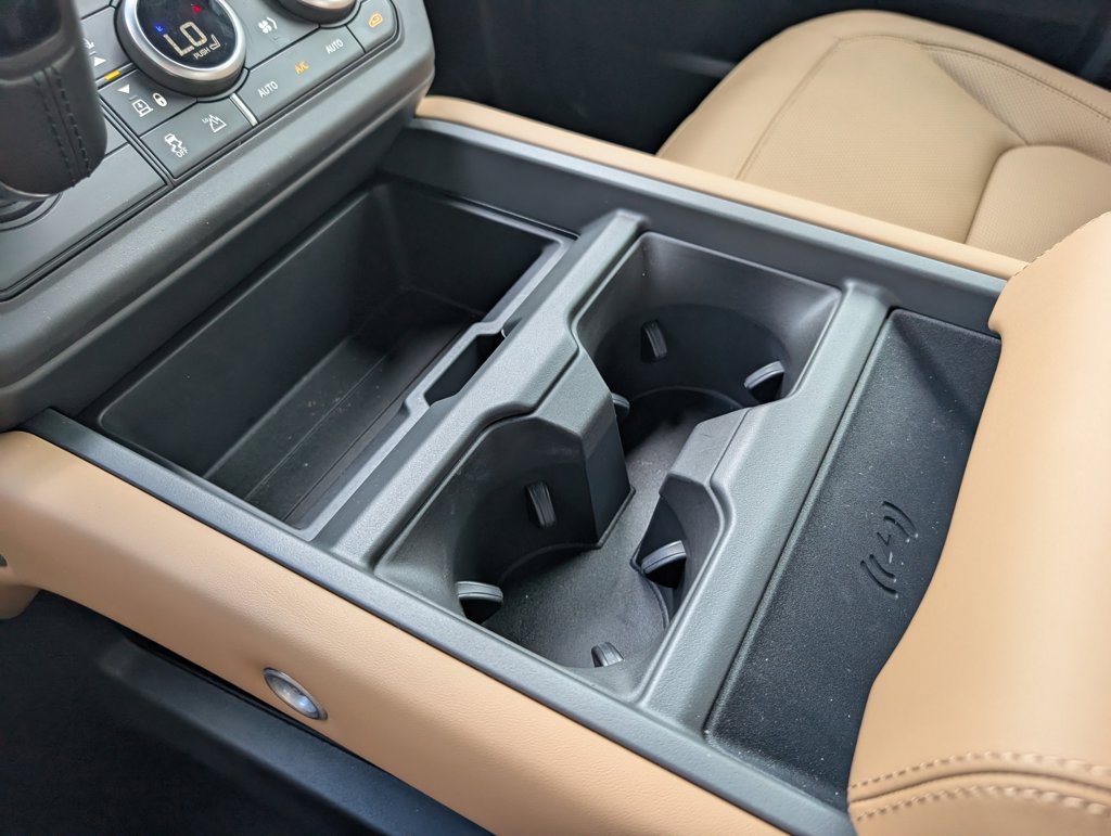 New 2026 Carpathian Grey Land Rover X-Dynamic SE image 21