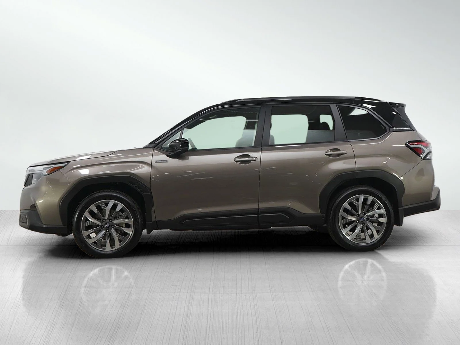 Used 2025 Subaru Forester Touring with VIN JF2SLSTDXSH411888 for sale in Burnsville, Minnesota