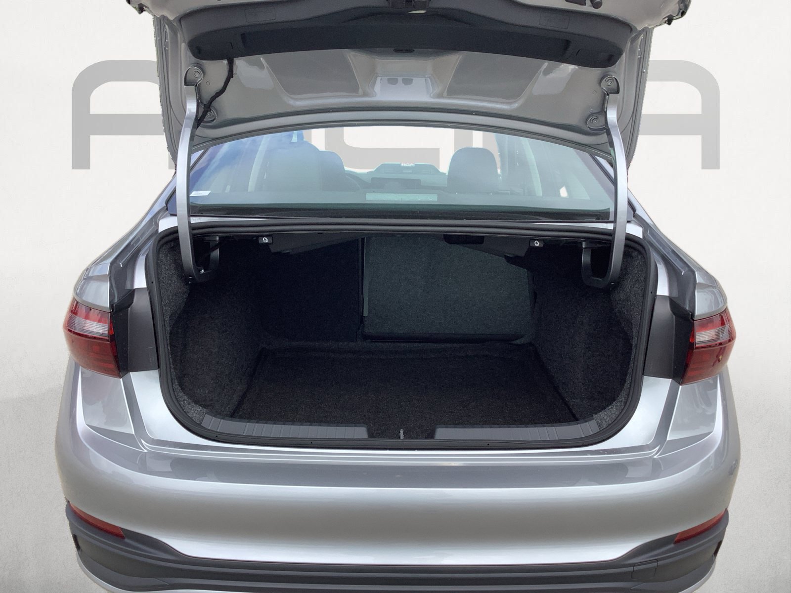 New 2027 PYRITE SILVER Volkswagen SE image 10