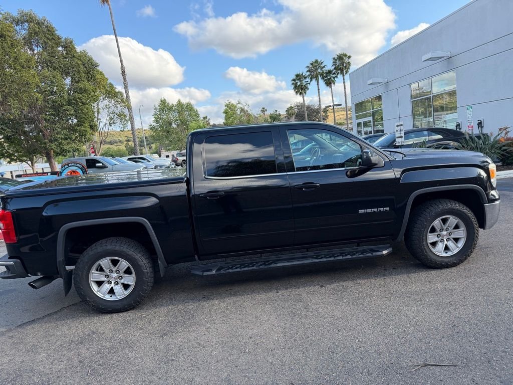 Used 2015 Black GMC SLE image 14