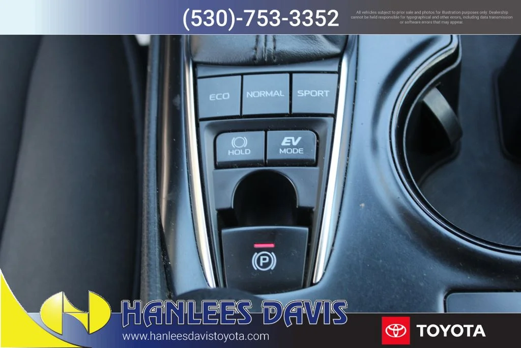 Used 2019 Gray Toyota LE image 19